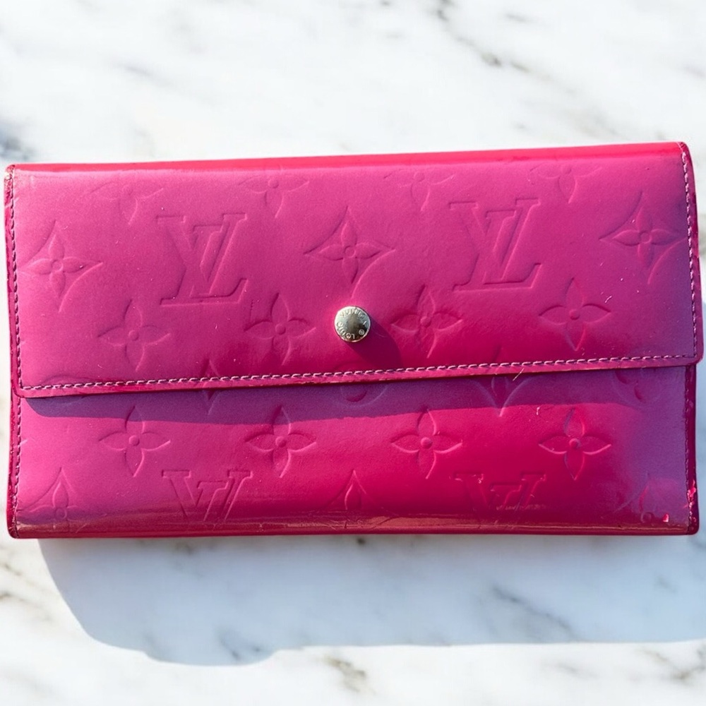 LOUIS VUITTON Pink Vernis Wallet